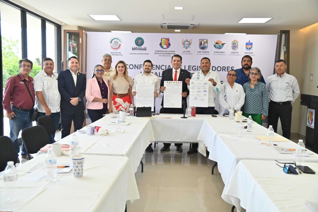 Durante la primera Conferencia de Legisladores federales, locales y alcaldes se plantearon acciones para llevar las demandas de Baja California Sur al Congreso de la Unión.