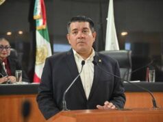 Buscan que empleados públicos tengan facilidades para estudiar una carrera