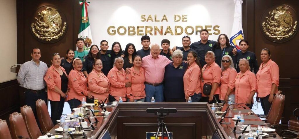 Víctor Castro manifestó disposición para atender necesidades de materiales y equipo que permitan fortalecer las labores de conservación en la zona.