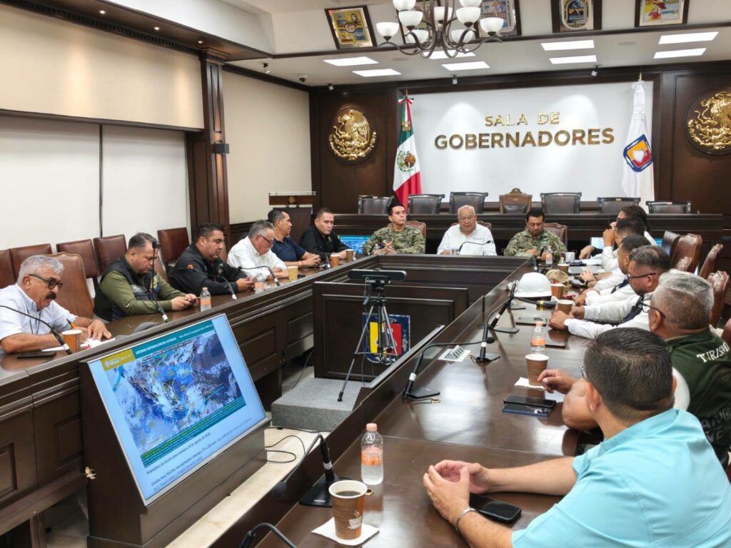 Protección Civil advierte que las condiciones pueden cambiar rápidamente por la interacción del monzón mexicano y otros factores atmosféricos.