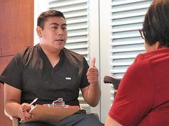 Más de mil 400 adultos mayores reciben consultas gratuitas en BCS
