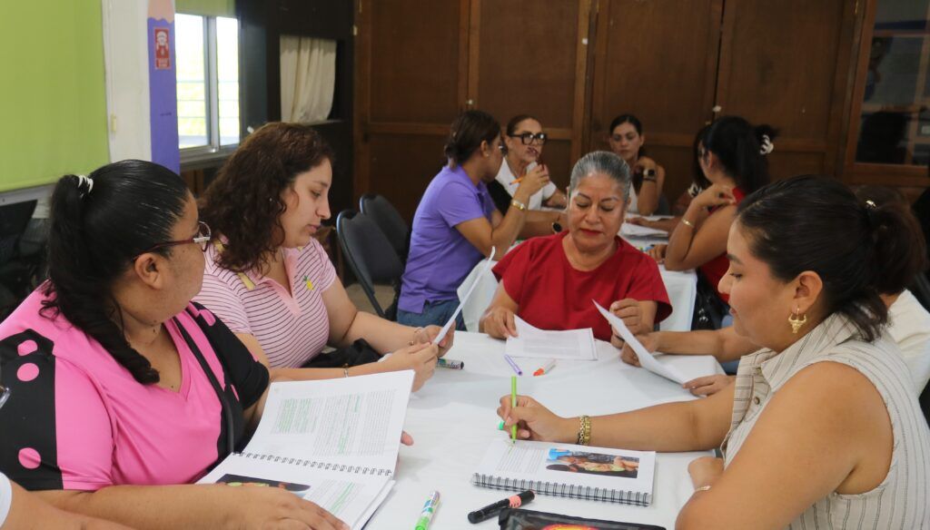 Durante el ciclo escolar se analizaron prácticas pedagógicas y estrategias para fortalecer el cuidado, atención y aprendizaje de niñas y niños.