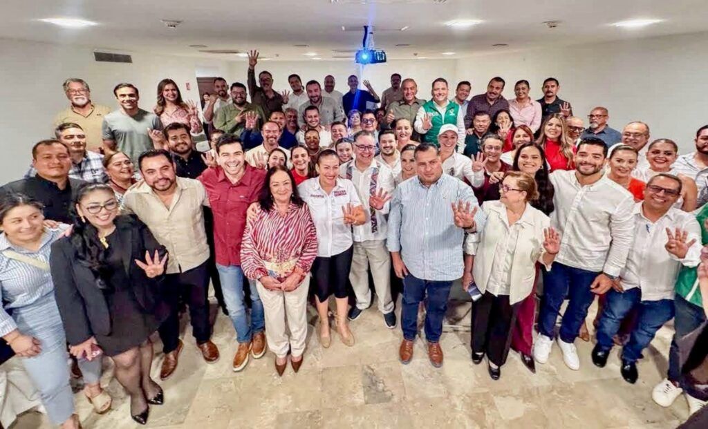 Los llamados a la unidad no consiguen disipar las diferencias entre los principales aspirantes a la gubernatura; las negociaciones permanecen en suspenso.