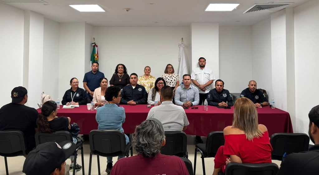 Familias, colectivos y autoridades acordaron continuar capacitaciones, fortalecer el acompañamiento jurídico y gestionar insumos para jornadas de búsqueda.