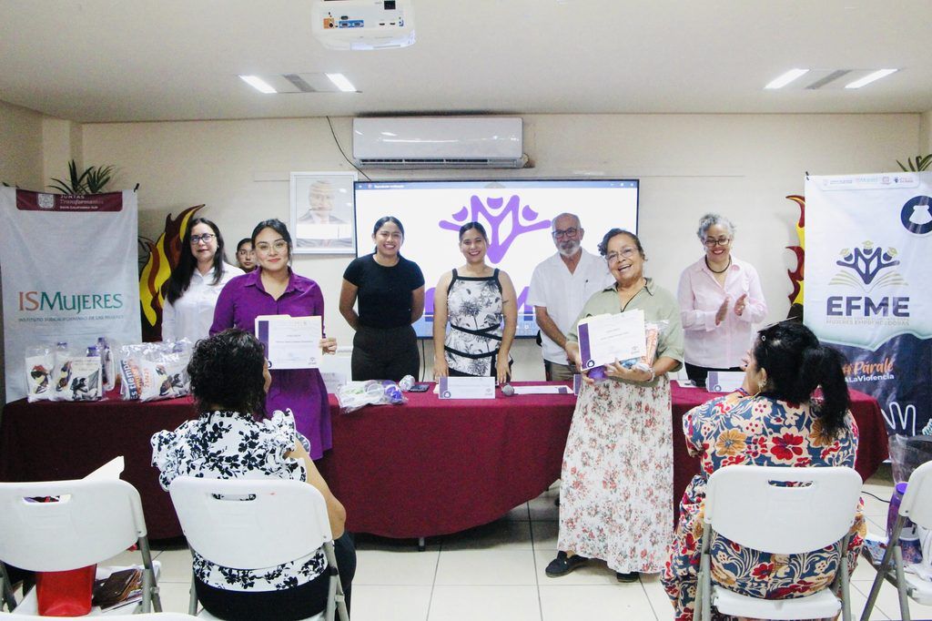 La segunda generación de la Escuela de Fortalecimiento para Mujeres Emprendedoras recibió formación en liderazgo, creación de marca, formalización y ventas mediante Instagram y WhatsApp.