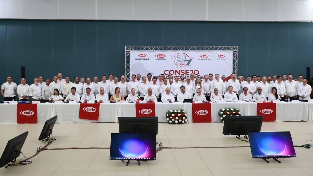 La CMIC realizó en Baja California Sur la Tercera Sesión Ordinaria de su Consejo Directivo Nacional, encabezada por Luis Rafael Méndez Jaled.