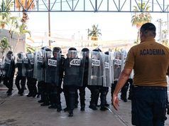 Capacitan a mandos de Los Cabos para actuar ante protestas