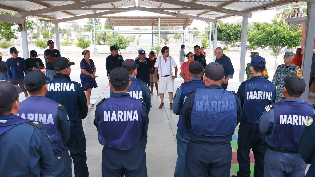 Ante la proximidad del huracán Polo, autoridades estatales y federales supervisaron refugios temporales en San Juanico, Las Barrancas y La Poza Grande.