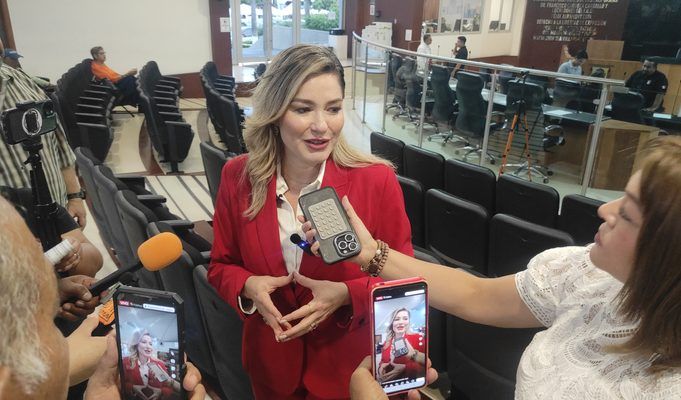 Proponen hasta 11 años de cárcel por facilitar vapeadores a menores en BCS