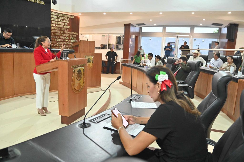 Lupita Saldaña propuso exhortar a SEMARNAT a suspender su evaluación hasta que PROFEPA resuelva la situación señalada respecto a Hermandad en Armonía.