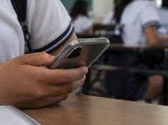 Escogido pide evaluar resultados de restricción de celulares en escuelas