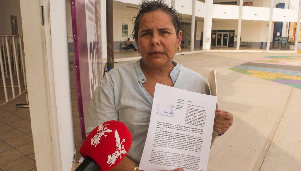 Ariadna Pico impugna sanción del Juzgado Cívico tras denunciar talleres junto a su vivienda