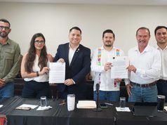 Firman convenio para fortalecer protección civil