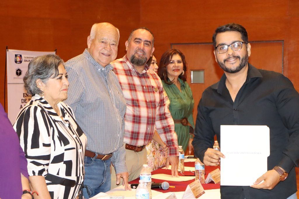 El Gobierno de México otorgará 500 nuevas plazas al sector educativo de BCS en 2026; con las asignadas el año pasado sumarán mil regularizaciones.
