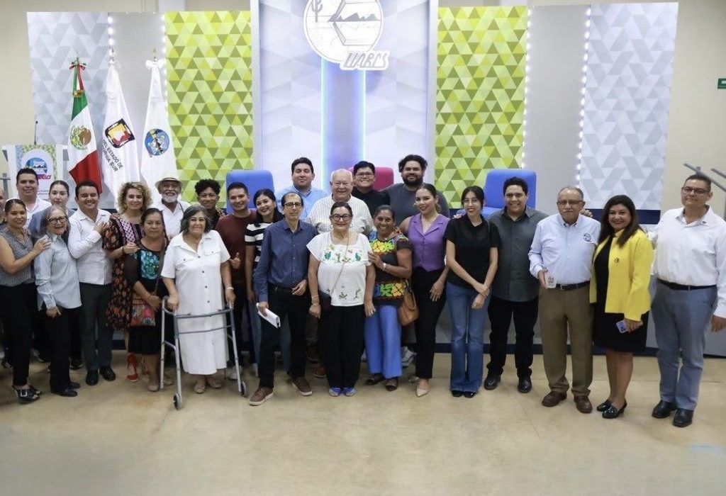En la UABCS se realizó un conversatorio sobre interculturalidad y las aportaciones de pueblos originarios, comunidades afromexicanas, pesqueras y rancheras de BCS.