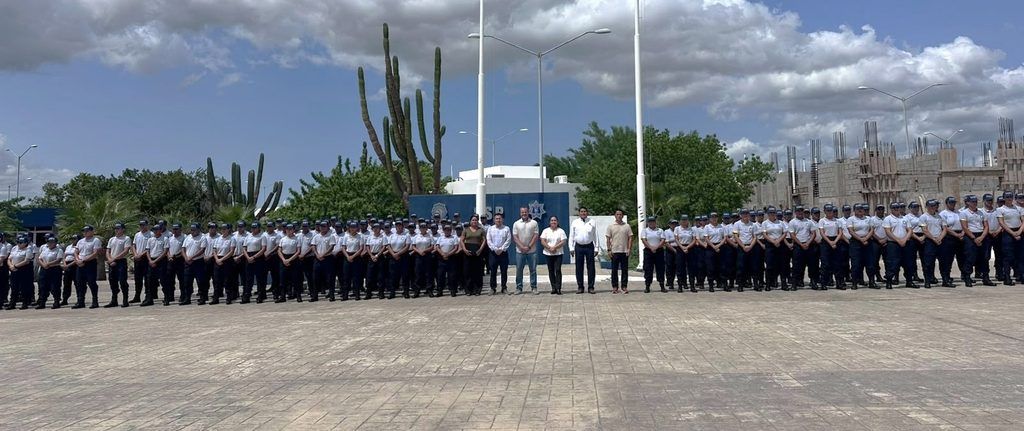 Cadetes de la Academia Estatal recibieron formación en interrogatorio, inteligencia de fuentes abiertas y reconocimiento de documentación apócrifa.