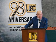 Reconocen labor de trabajadores de la Junta Estatal de Caminos en BCS