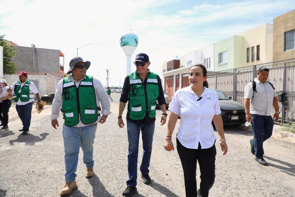 Dan seguimiento a reportes de agua potable en la colonia Paraíso del Sol