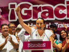 Milena pide unidad, pero exige respeto en Morena