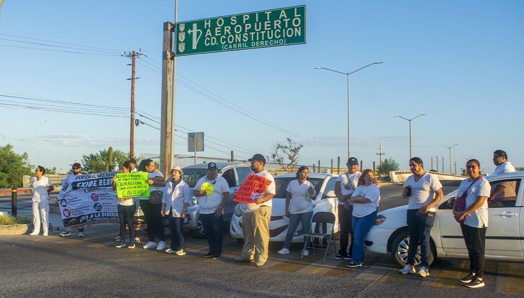Tras tres horas, trabajadores del IMSS liberan Forjadores en La Paz