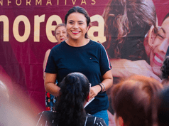 Lupita Vázquez formaliza registro por coordinación de Morena en La Paz