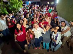 Asistentes en Olas Altas respaldan aspiración de Karina Olivas en La Paz