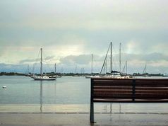 Simón sigue como huracán categoría 1; prevén lluvias en BCS