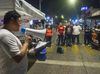 Entre claxonazos y reclamos, trabajadores del IMSS vuelven a cerrar 5 de Febrero en La Paz